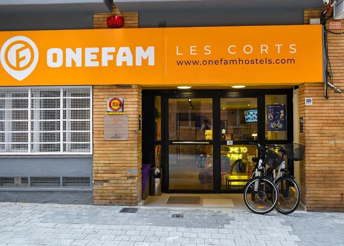 Onefam Les Corts Hostel Barcelona