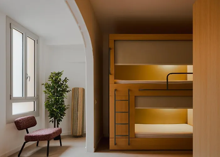 Diagonal House Hostel Barcelona