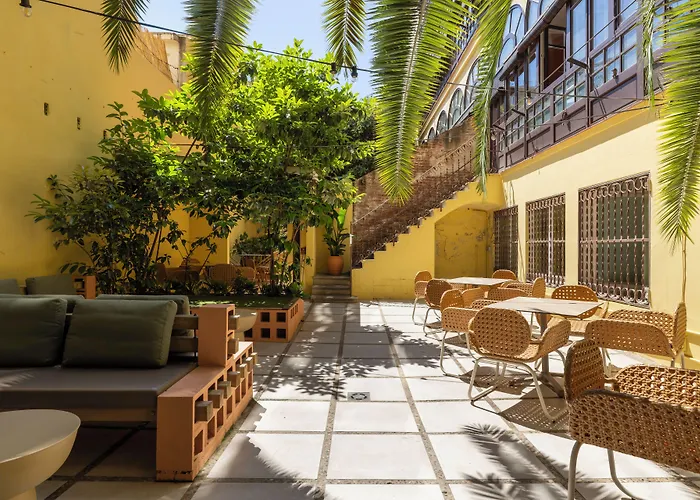 The Loft Hostel Barcelona La Pedrera